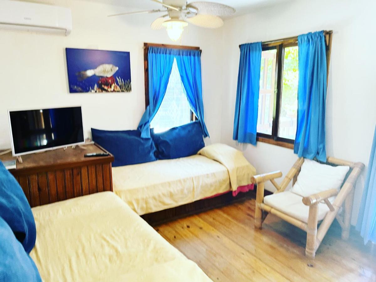 Seabreeze Inn West End Ngoại thất bức ảnh