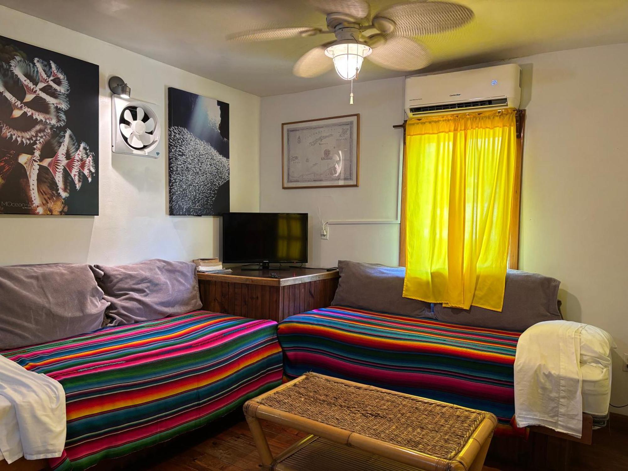 Seabreeze Inn West End Ngoại thất bức ảnh